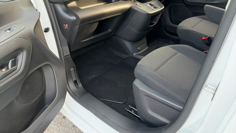 Vauxhall Combo Cargo Combo Electric 100kW Prime 52kWh H1 Van Auto